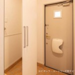 玄関内