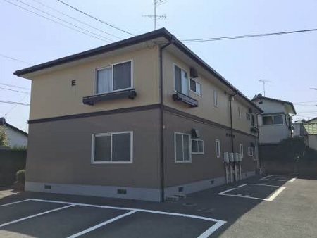 ガーデンハイツひがきＥ