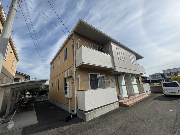 シャーメゾン　カナリーＢ