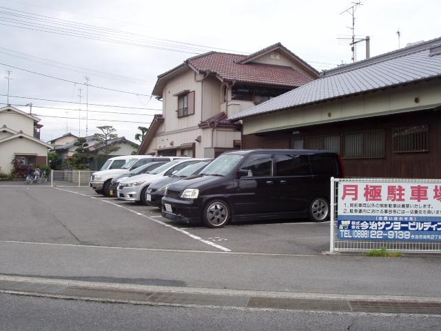 立花町駐車場